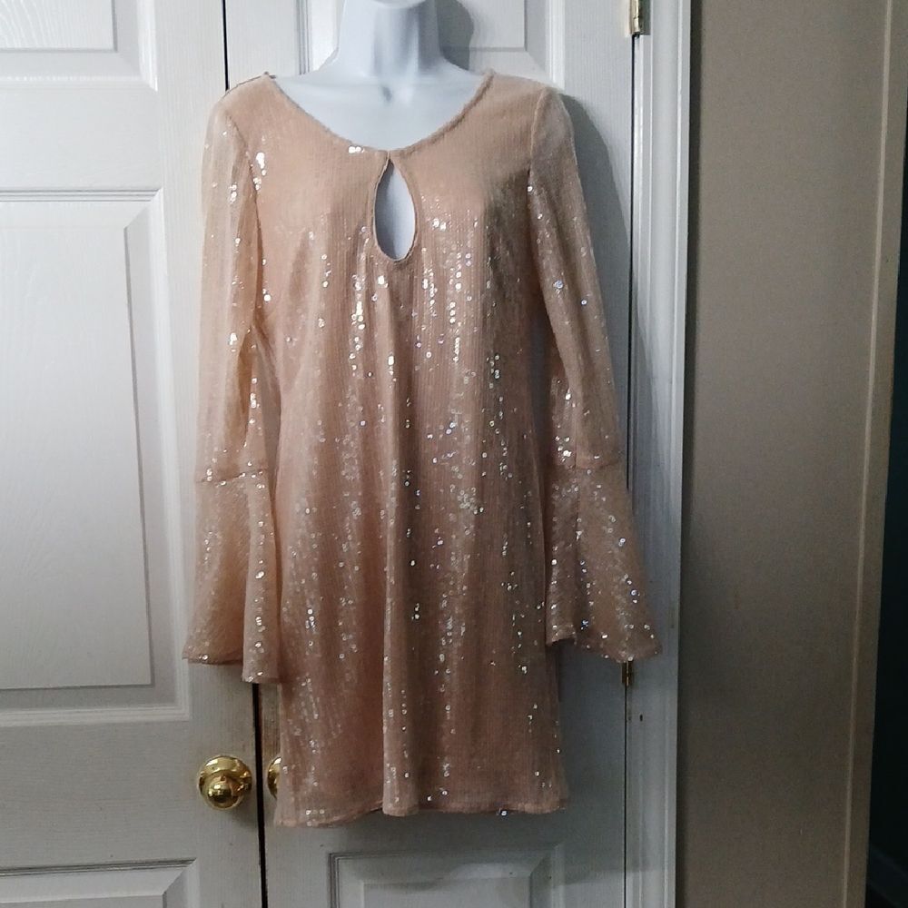 Anthropologie Hutch Bell Sleeve Sequin Disco Dress Sz M NWOT